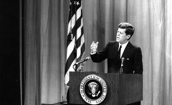 JFK Talks to Publishers about the Bay of Pigs
